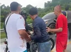 Confirman diez heridos en accidente al volcarse camión safari con turistas en Bávaro