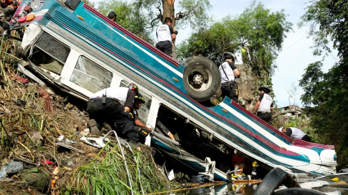 El accidente de autobús en Guatemala con 51 muertos, uno de los peores de su historia