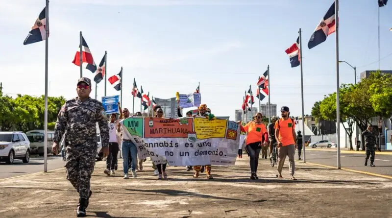 Marcha Mundial de la Marihuana RD 2025: convocatoria para regulación del cannabis 