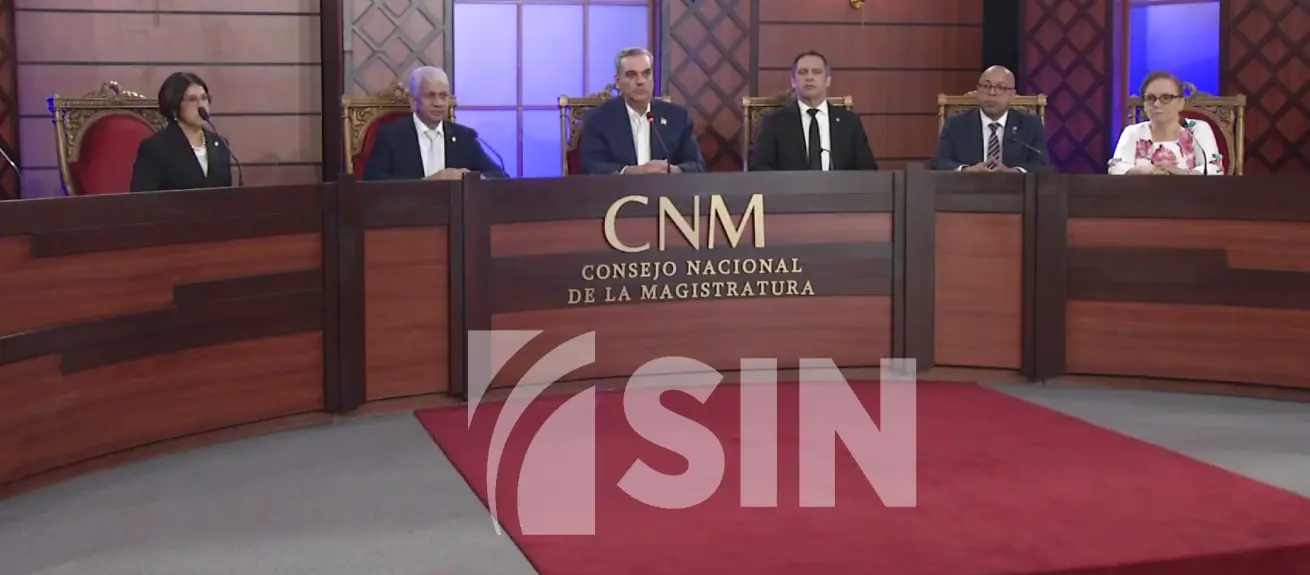 Luis Abinader defiende transparencia en selección de procurador general