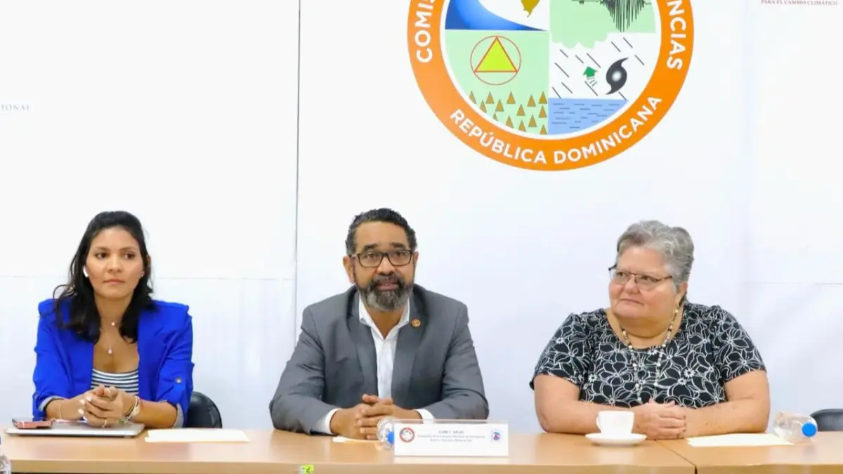 Comisión nacional de emergencias evalúa actualización de protocolos para tsunamis en RD
