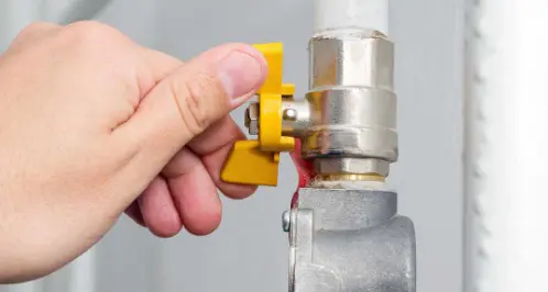 Dos lesionados tras combustión por un escape de gas en Caracas, informan bomberos