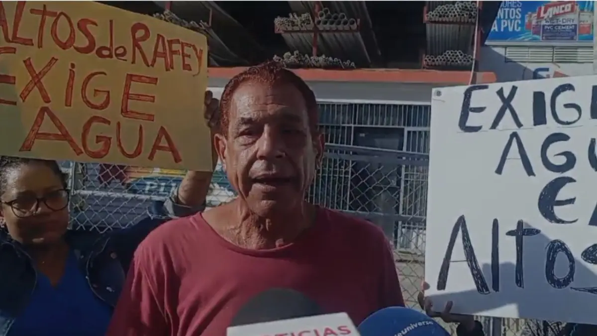 Residentes de Altos de Rafey en Santiago denuncian tienen más de 15 días sin agua potable