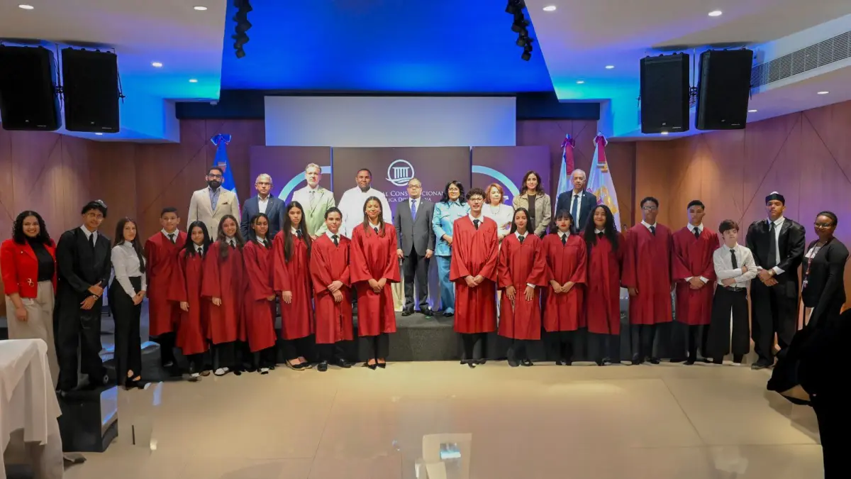 Colegio Loyola y el TC celebran audiencia simulada con estudiantes de secundaria