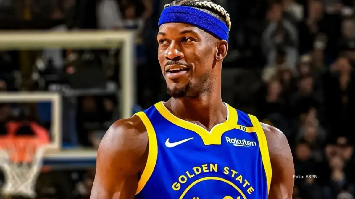 Jimmy Butler deja Miami Heat y se une a los Warriors