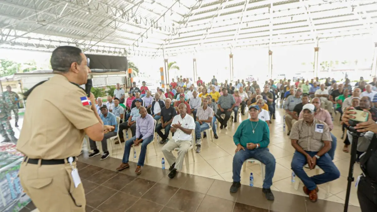 MIDE realiza jornada social en San Francisco de Macorís en beneficio de militares retirados