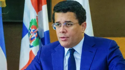 David Collado se solidariza con familia de joven india desaparecida; da seguimiento al caso