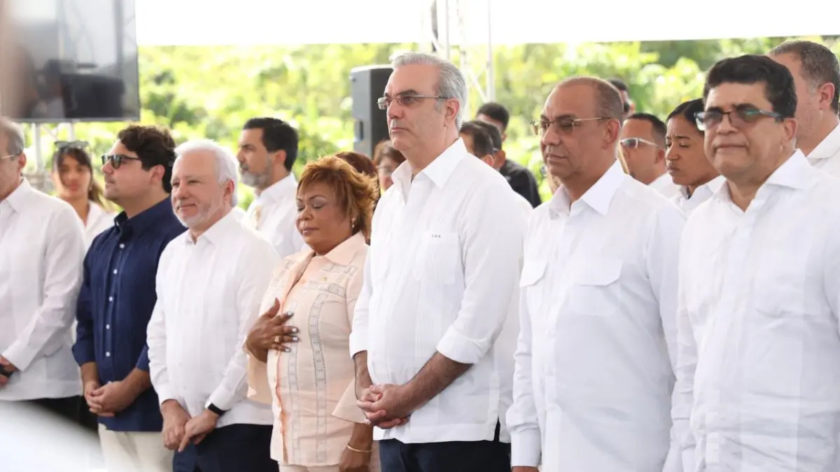 Abinader inaugura varias obras en Santo Domingo