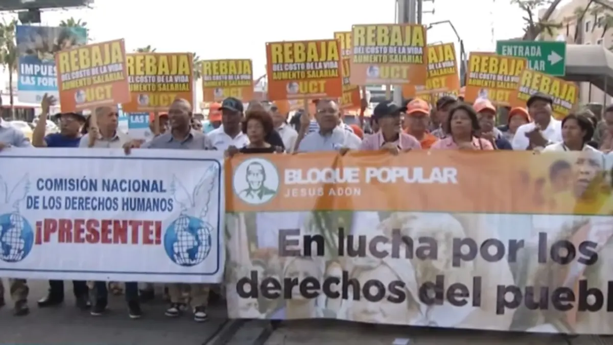 Protestan por apagones y alto precio de la canasta básica