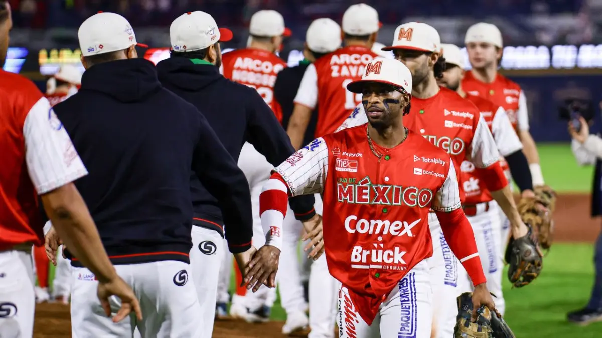 México logra triunfo 2-0 frente a República Dominicana