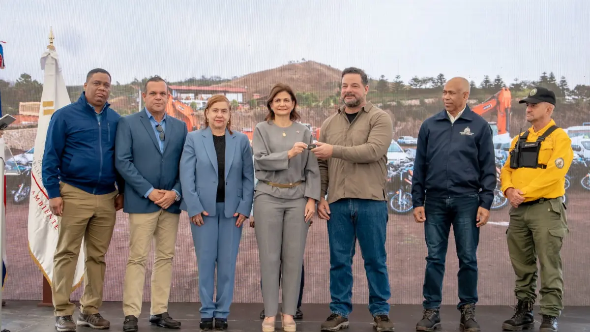 Raquel Peña y Paíno Henríquez lanzan iniciativa para prevención de incendios forestales 2025