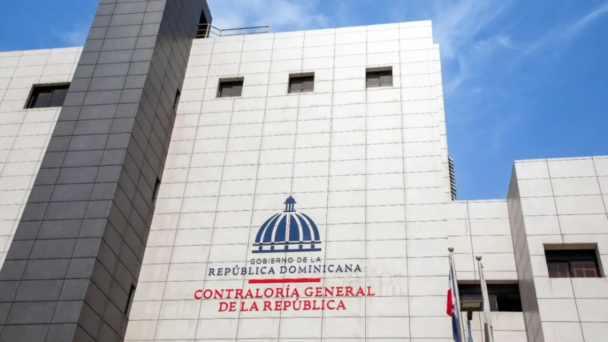 Gobierno ahorra más de RD$148 MM mediante equilibrio económico aplicado a 13 contratos de obras del Estado