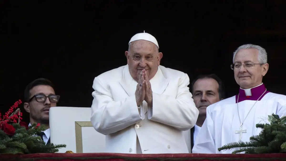 Francisco cumple 12 años como papa en medio de su recuperación en el hospital
