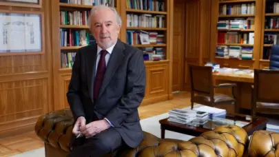 Muñoz Machado: Las lenguas las domina el pueblo, no decretos de los gobernantes