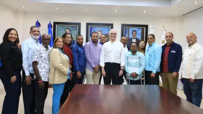 Acuerdan reanudar docencia en las provincias Duarte y Hermanas Mirabal