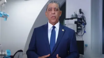 Adriano Espaillat dice Donald Trump quiere ser el “guapetón” del barrio