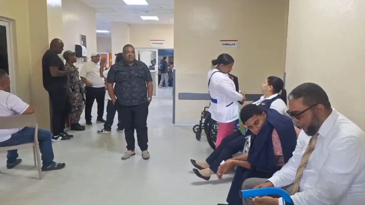 Al menos 40 estudiantes intoxicados tras ingerir desayuno escolar en Bonao