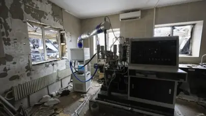 Drones rusos golpean hospitales e infraestructura energ&eacute;tica