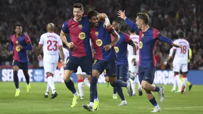 LaLiga entra en su fase decisiva con el Barcelona en la cima y un duelo pendiente
