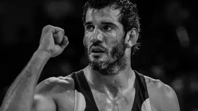 Muere a los 49 años Buvaisar Saitiev, triple campeón olímpico de lucha 