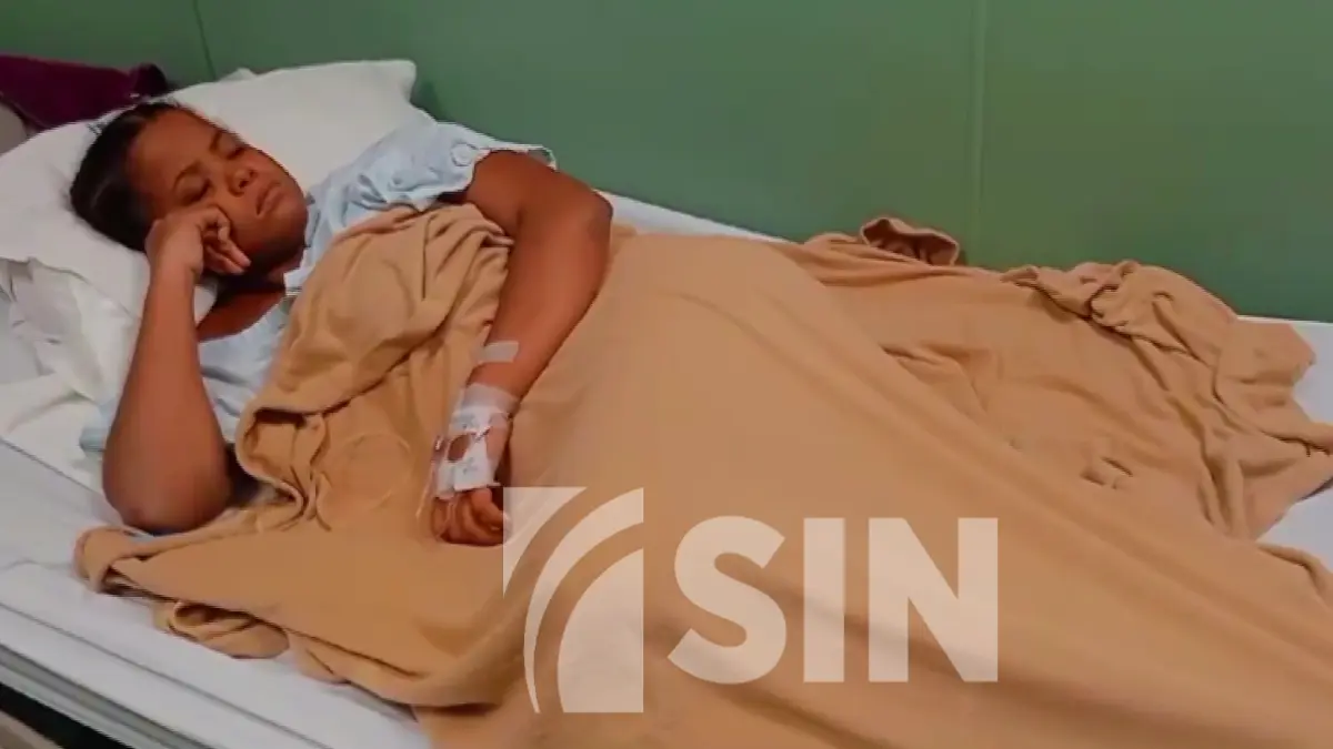 Madre de joven clama por ayuda para costear quimioterapia