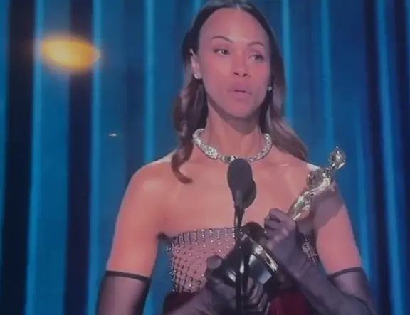 Zoe Saldaña gana el Oscar a Mejor Actriz de Reparto
