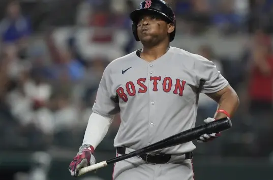 Rafael Devers y su inicio complicado: 19-0 y un récord indeseado