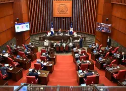 Si Abinader firma el nuevo Código Penal, mujeres podrían enfrentar de 2 a 3 años de cárcel por abortar; el proyecto tiene un eximente