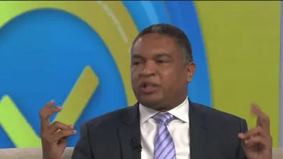 Yván Lorenzo reitera crítica al programa Supérate y lo sigue calificando como un vertedero de tránsfugas