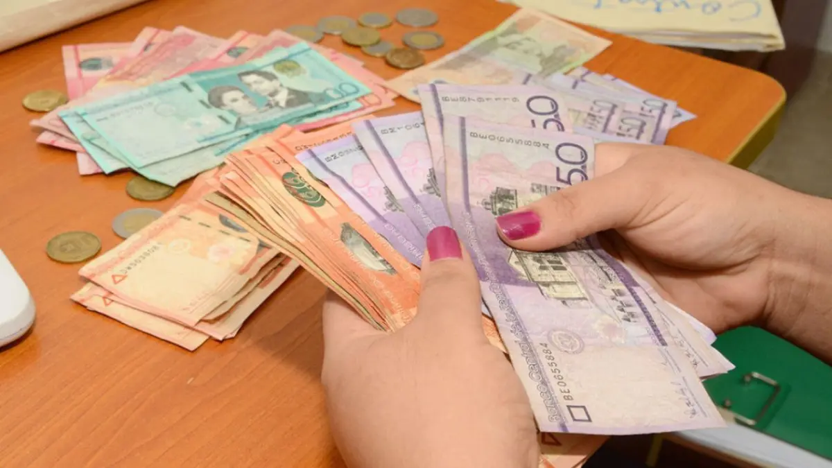 Proyecciones del FMI de que economía crecerá genera opiniones divididas