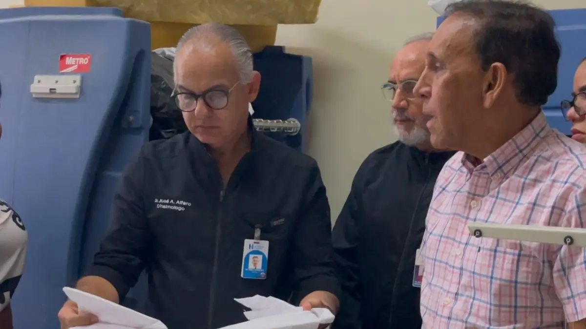 Doctor Cruz Jiminián visita Hospital Vinicio Calventi y resalta transformación del centro