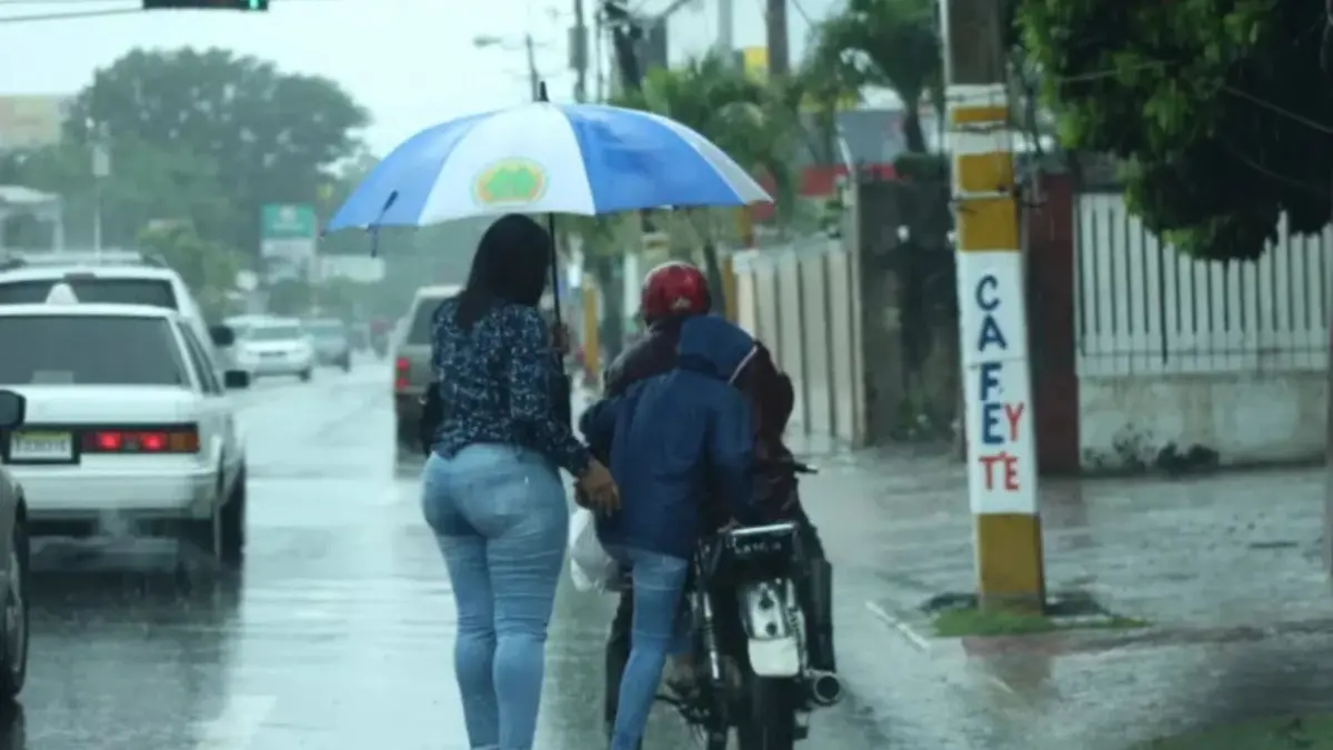 Viento del este/sureste y débil vaguada provocarán chubascos en algunas provincias