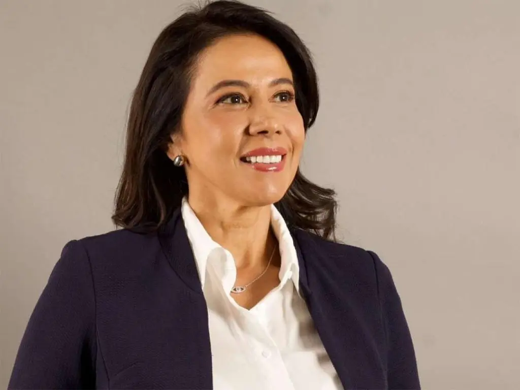 Noboa vuelve a nombrar a Gellibert como vicepresidenta de Ecuador en plena campaña