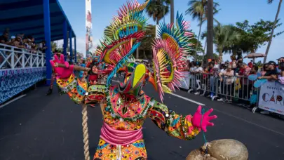 Cultura anuncia planes para internacionalizar el Desfile Nacional de Carnaval