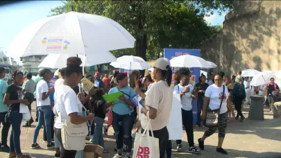 Cientos de mujeres se manifiestan en reclamo de justicia y equidad en el país