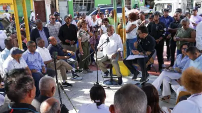 Dío Astacio lanza programa “Dío TV, Te Escucha y Te Responde” en sector Perla Antillana