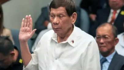 El arresto de Duterte desata una campaña de acoso en línea contra sus adversarios