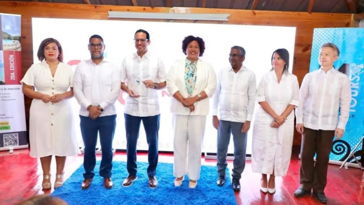 Culmina con éxito la feria “Turismo y Atracciones 2025” en Pedernales