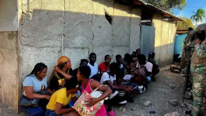 Descubren 17 haitianos indocumentados en una vivienda en Elías Piña