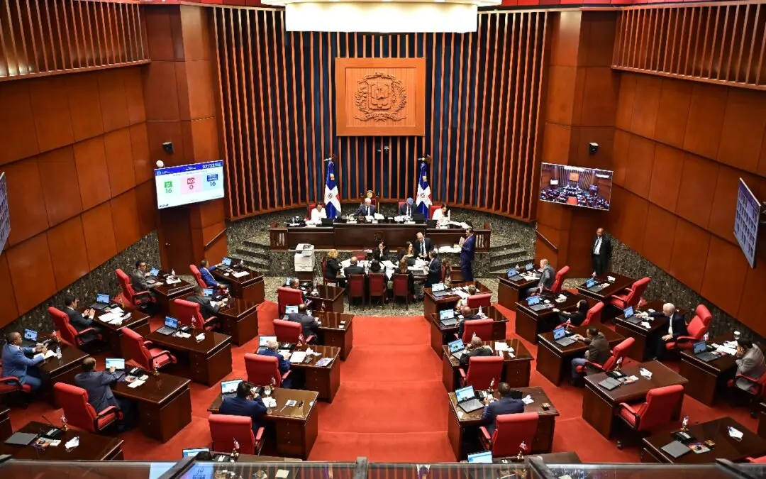 Comisión del Senado retoma estudio de reforma laboral tras pausa de dos meses