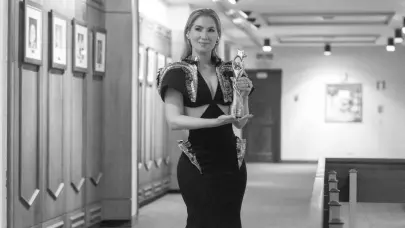 Ivana Gavrilovic consolida sus 15 años de trayectoria con el Premio Soberano a Mejor Programa Temático de Entretenimiento