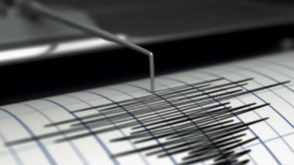 Sismo de magnitud 5 sacude Lima y genera evacuaciones en edificios públicos