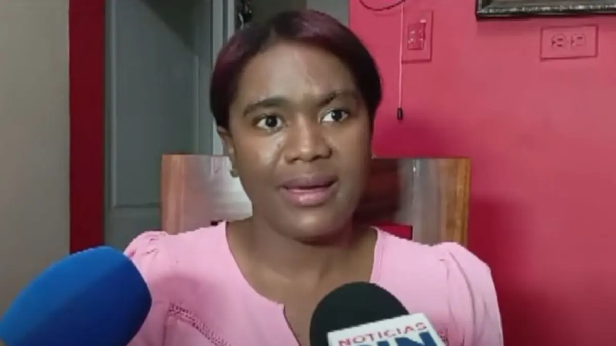 Madre clama por ayuda para que su hijo escuche por primera vez