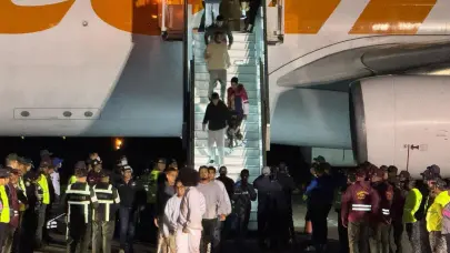 Llegan a Venezuela 199 migrantes deportados desde Estados Unidos
