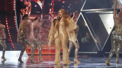 Histórico reencuentro: Miriam Cruz y sus originales chicas en Premios Soberano 2025 después de 29 años