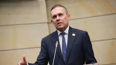 Presidente del Senado colombiano dice que tumbar al Congreso sería un golpe de Estado