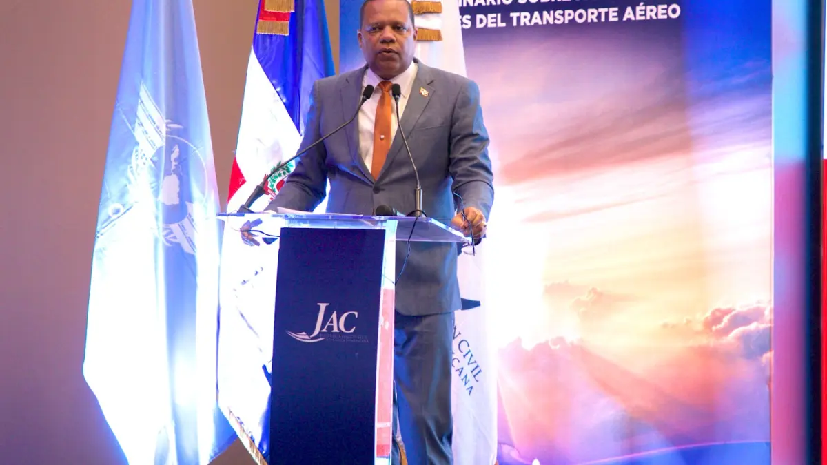 Eddy Alcántara resalta labor de Pro Consumidor en la protección de derechos de los pasajeros aéreos