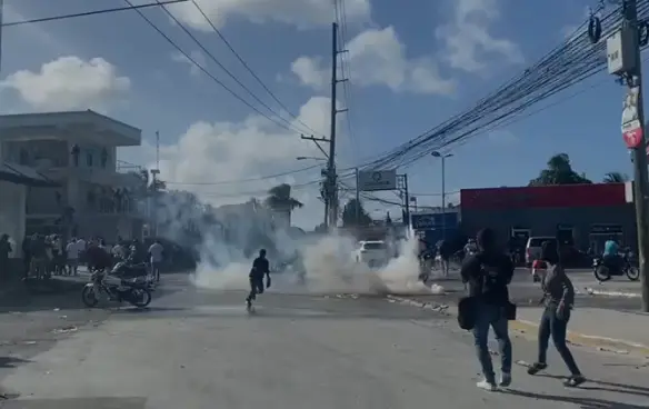 “Todo inició en armonía, la agresión no vino de los haitianos, sino de la policía”, dice Pedro Casals sobre marcha