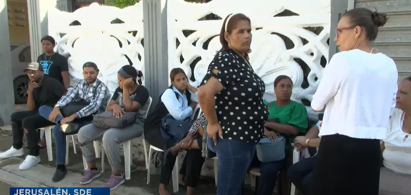 Residentes dicen exmilitar de triple homicidio nunca mostró conductas violentas