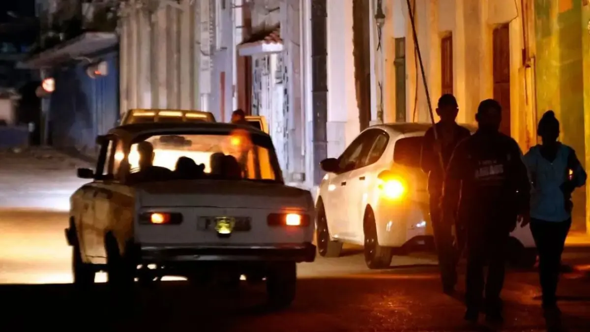 Cuba suspende clases en tres provincias de la isla por el apagón total